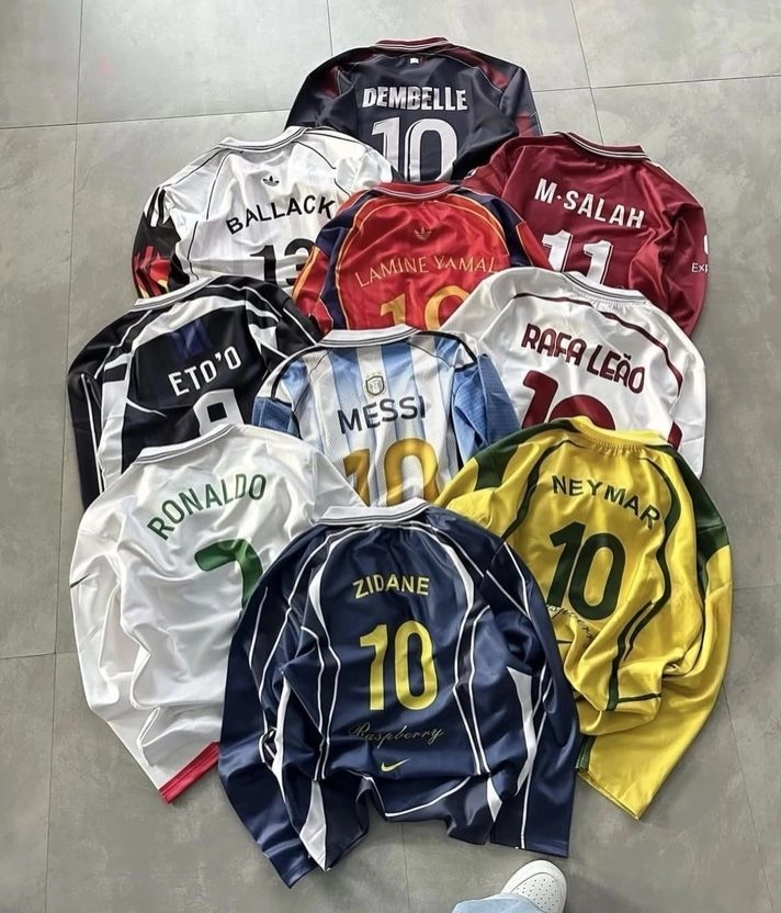 FULL SLEEVE PREMIUM T-SHIRT