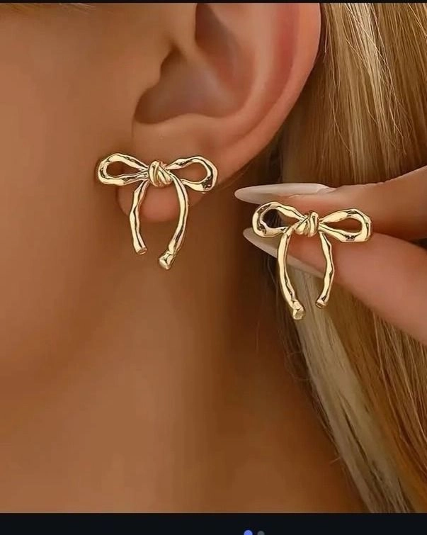 Bow Minimal Earrings
