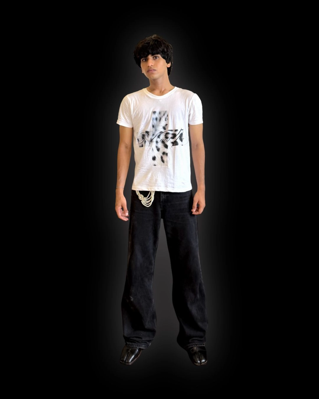 Hollis Tee