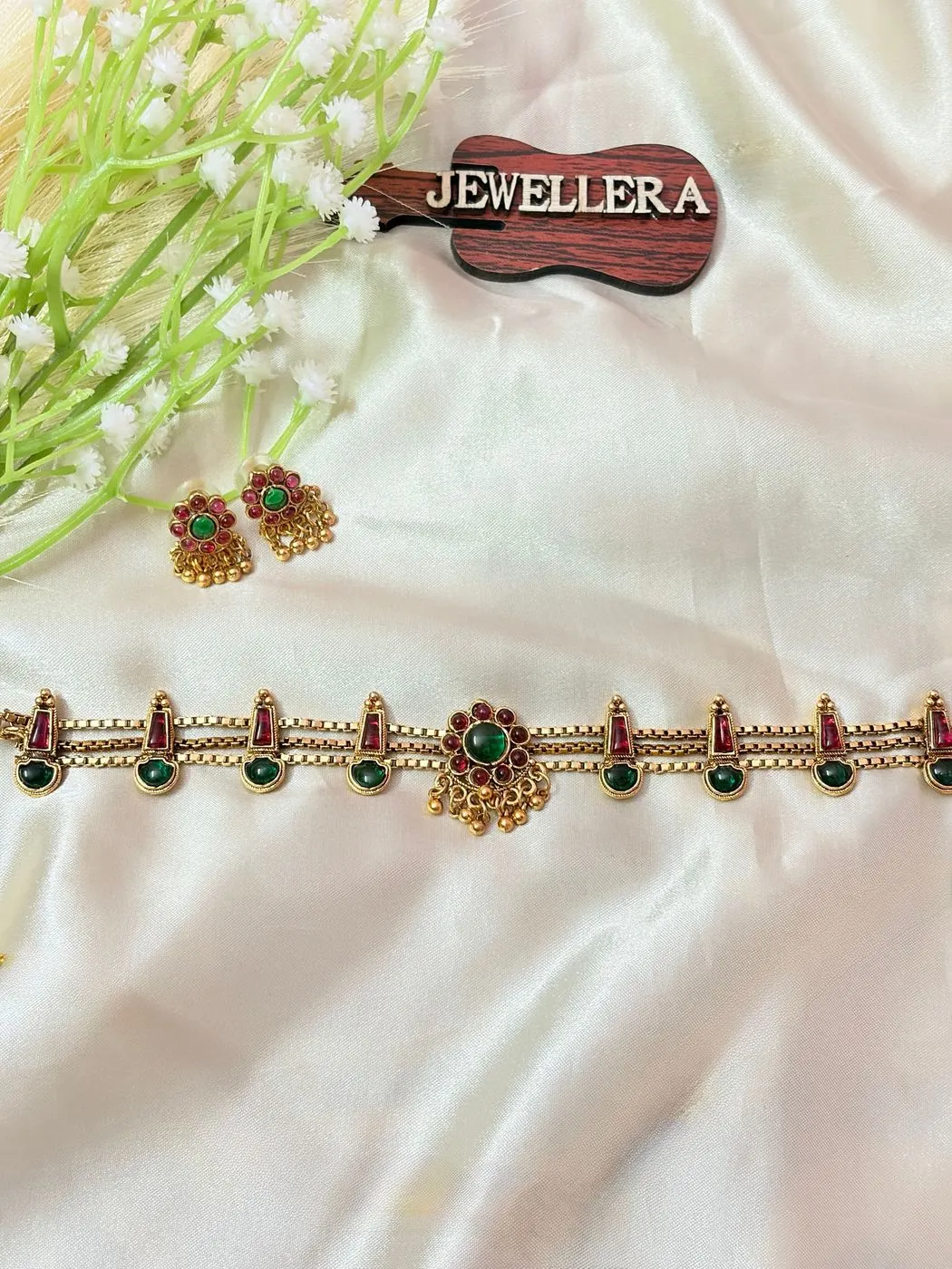 Layered Kemb Choker