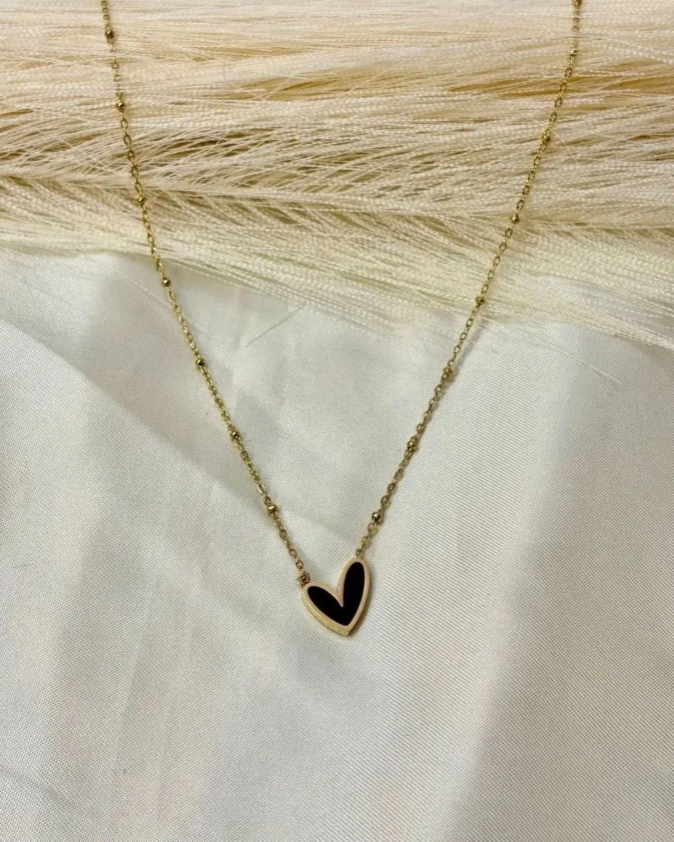 Black Heart Chain 1