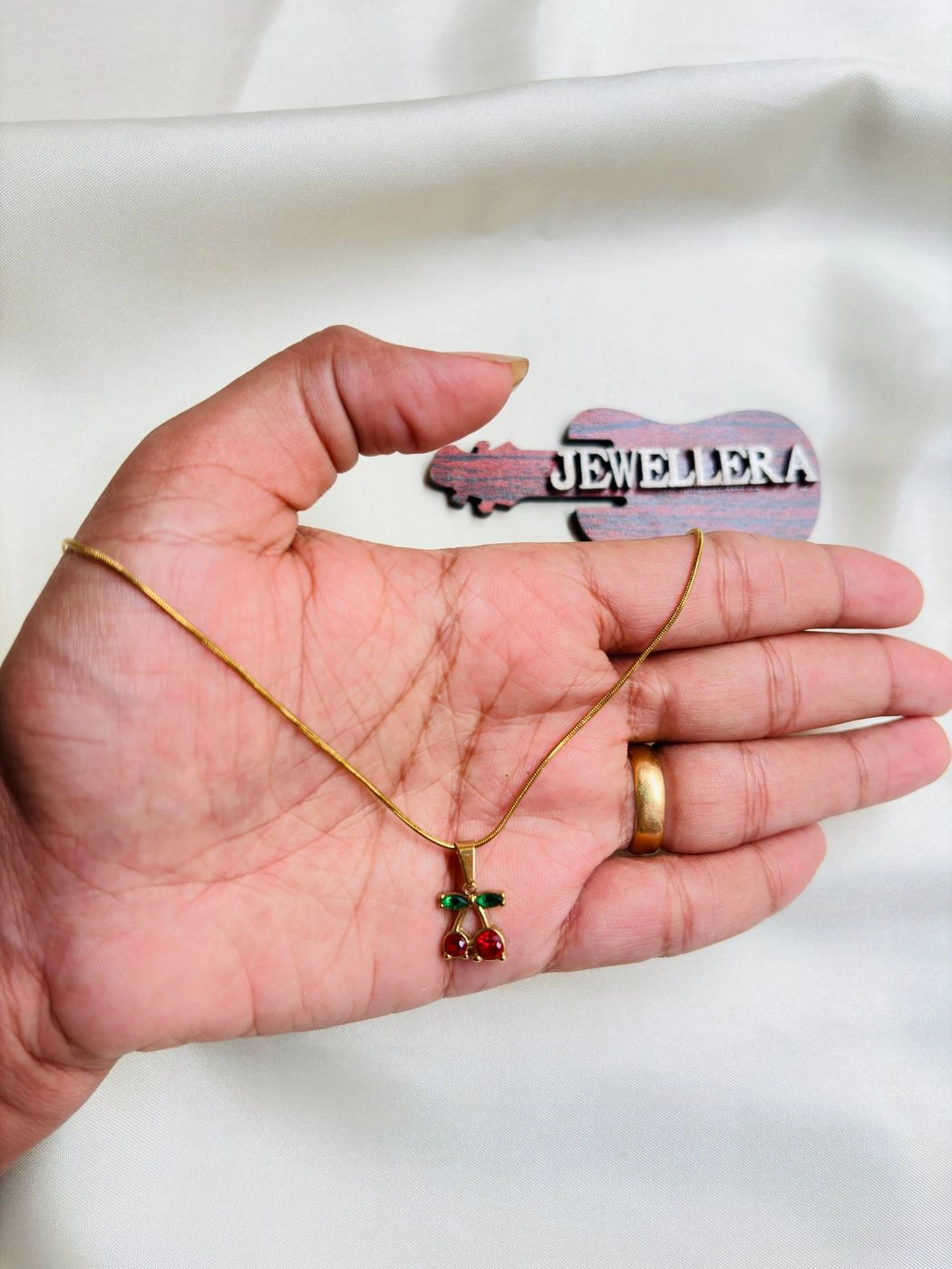 Cherry Pendant 0.1 1