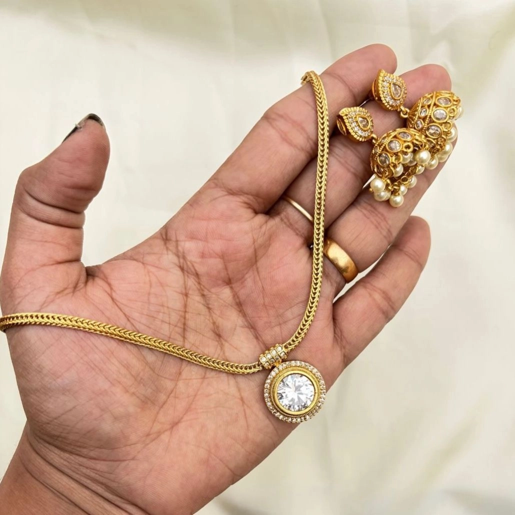 White AD Stone Neckpiece