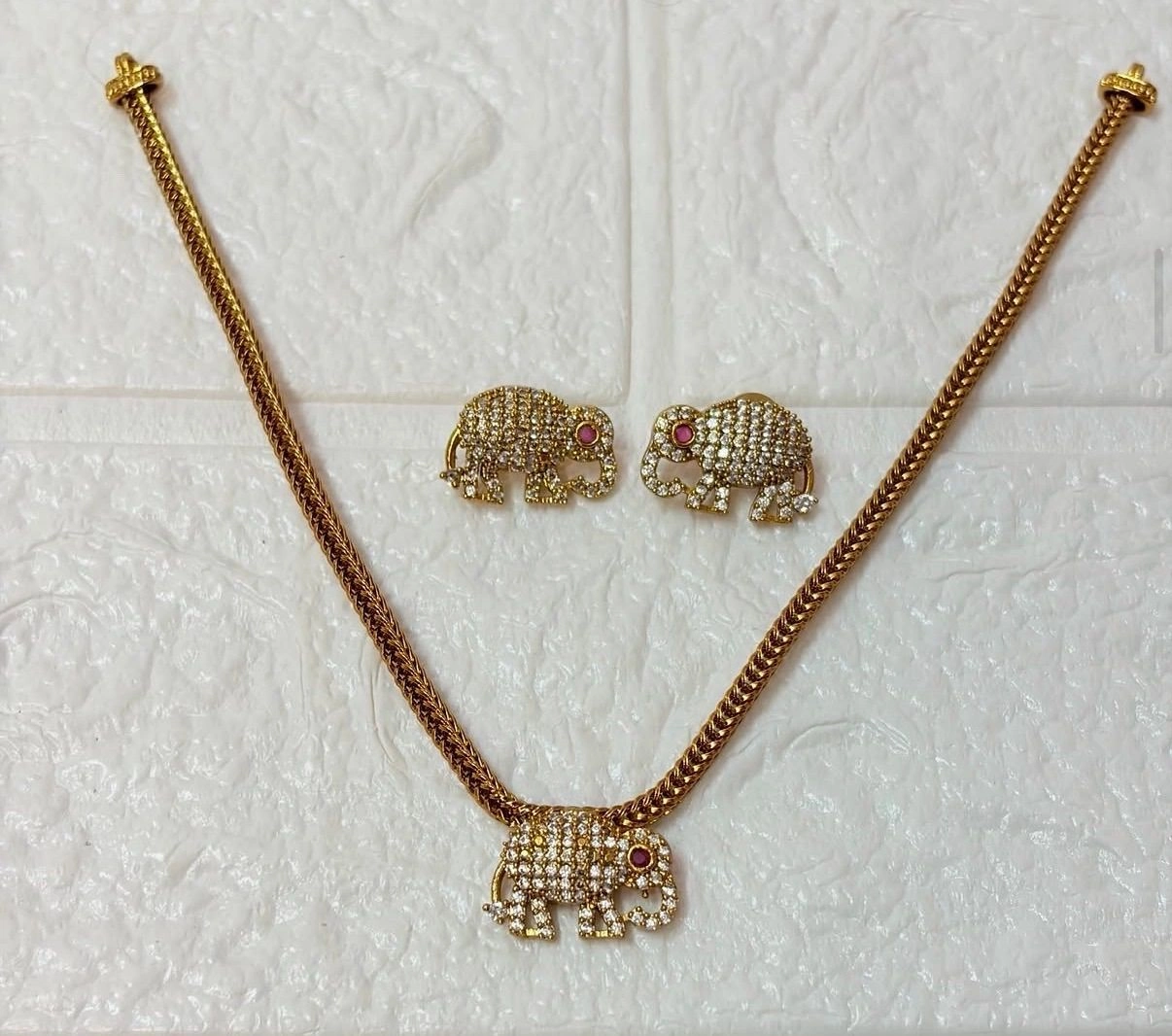 Tusker Charm Choker