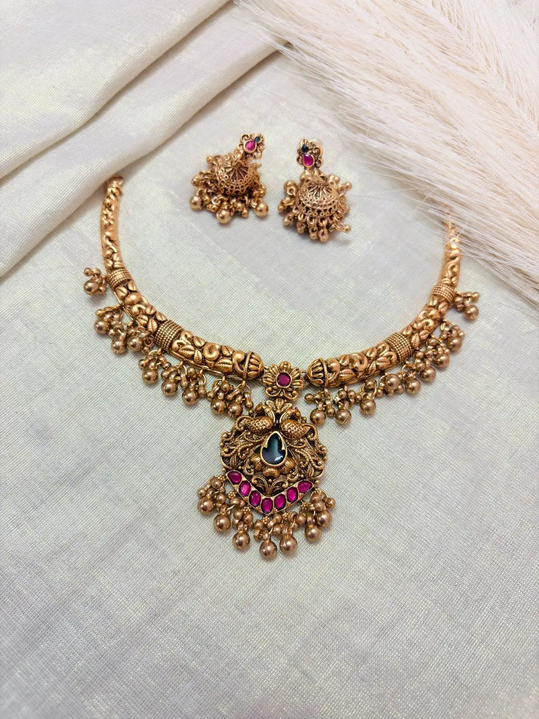Nagas Choker