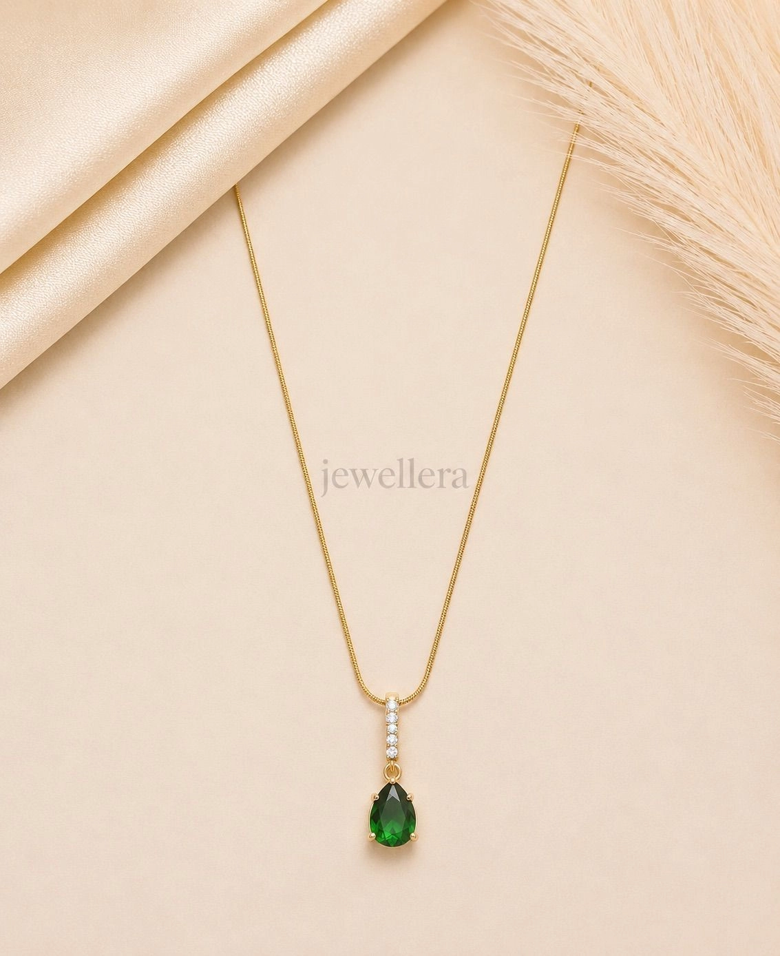 Emarald Drop Pendant
