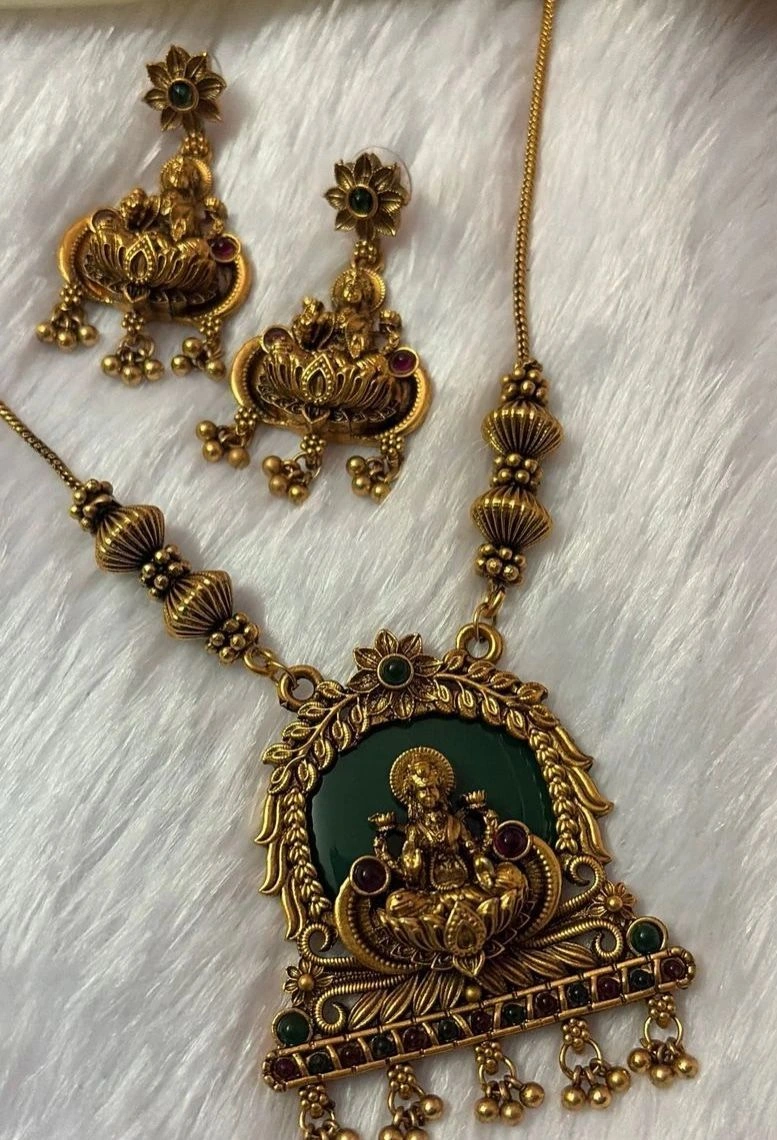 Heritage Lakshmi Pendant Haram 2