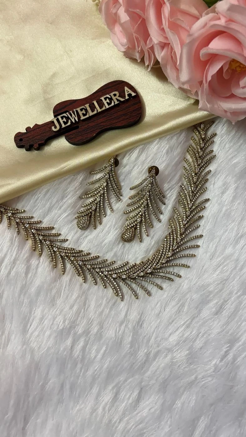 Diamond Replica Necklace 1
