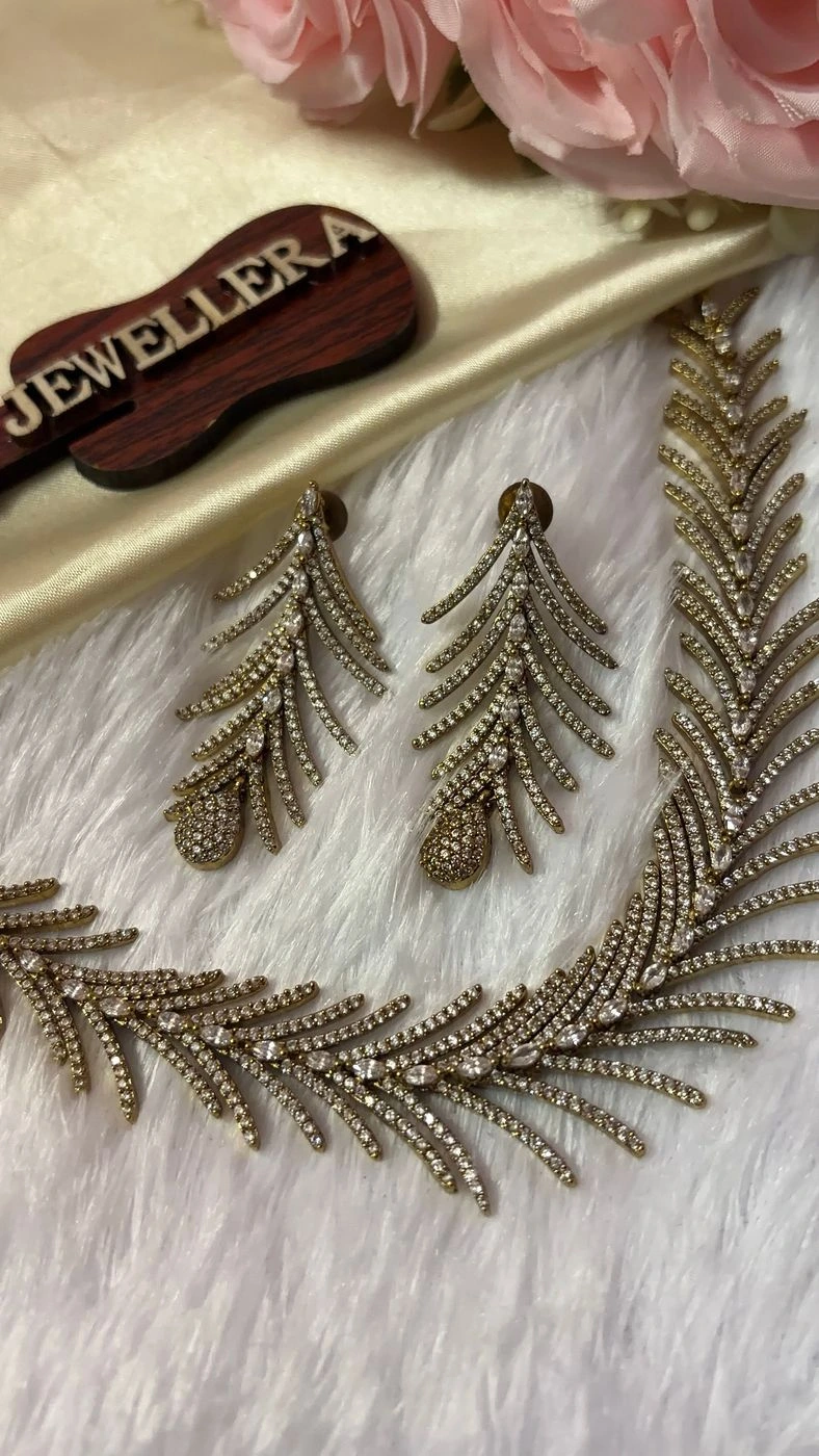 Diamond Replica Necklace 2