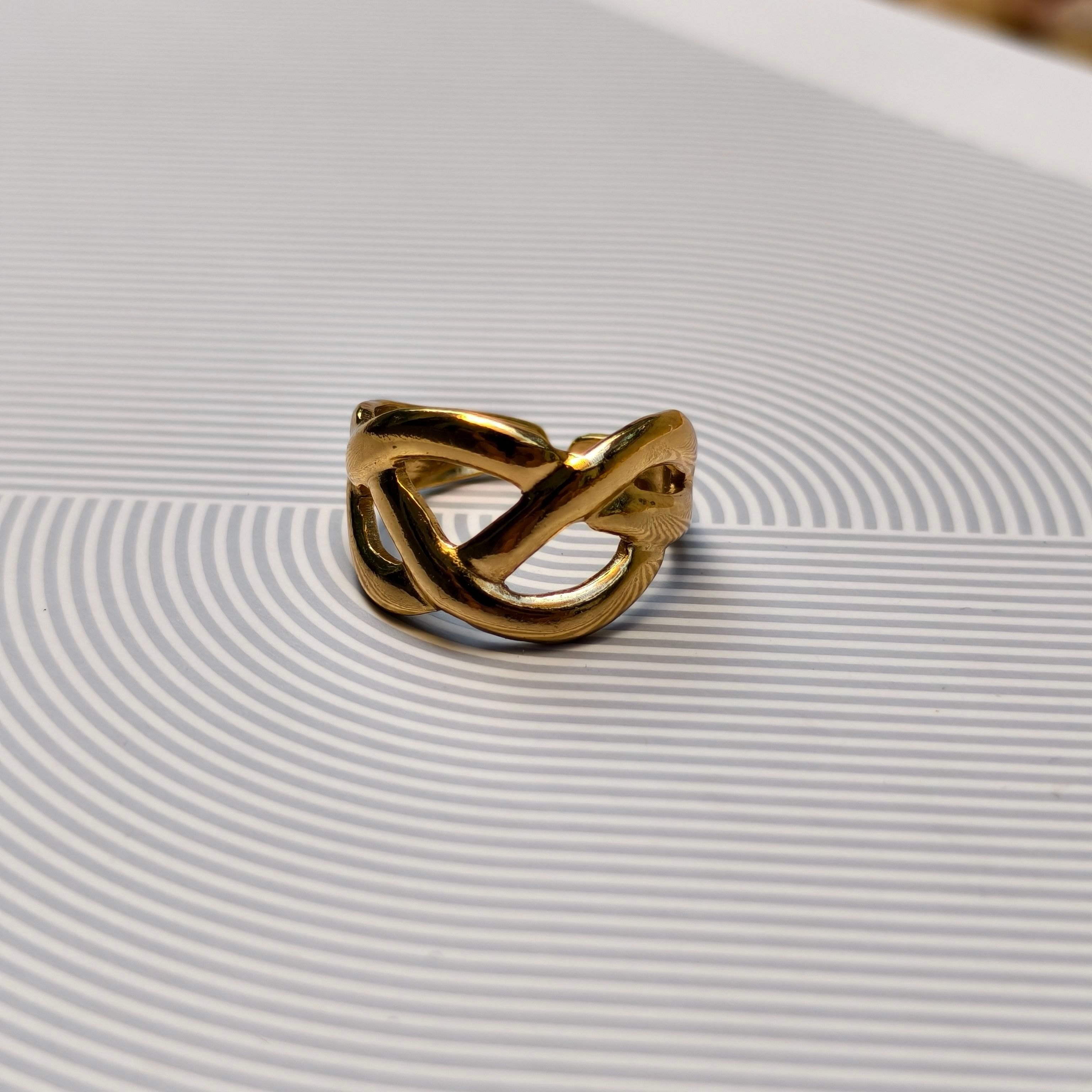 Knot Statement Ring 1