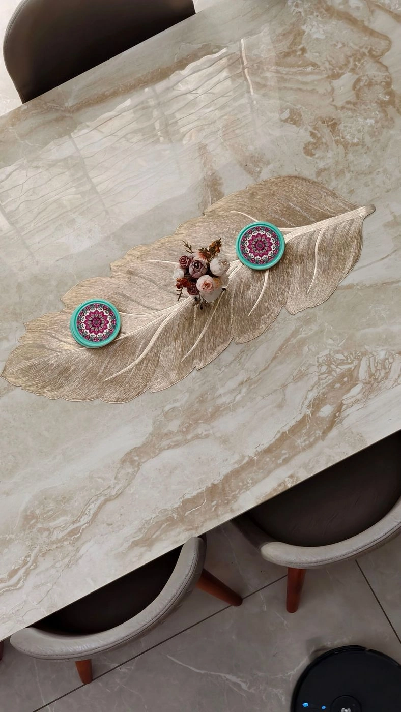 Leaf Dining Table Mat 1