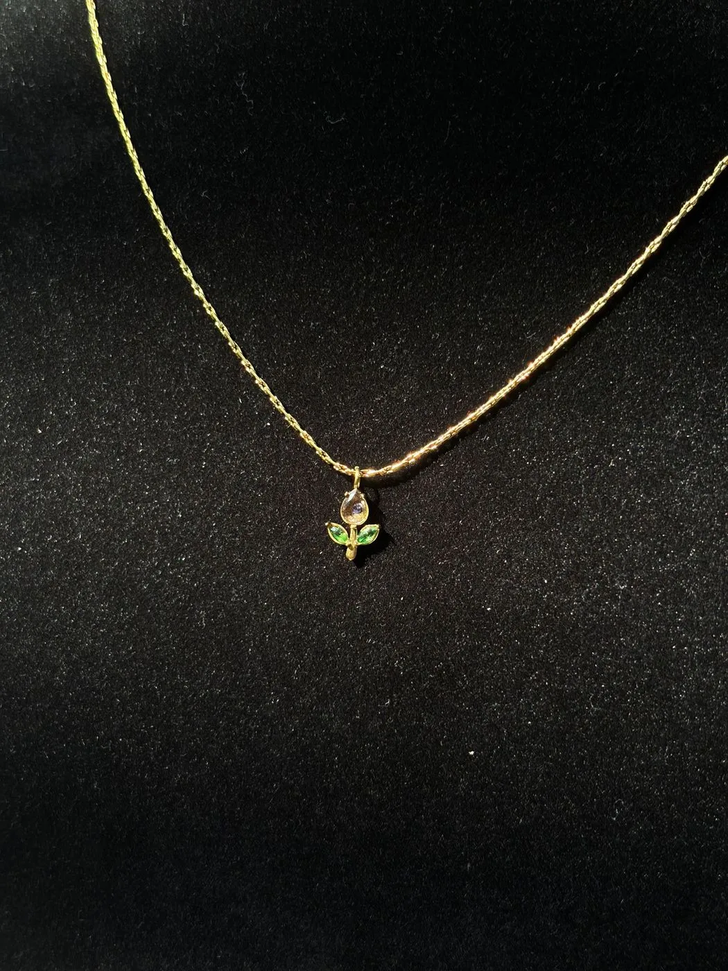 Mini Tulip Necklace 5