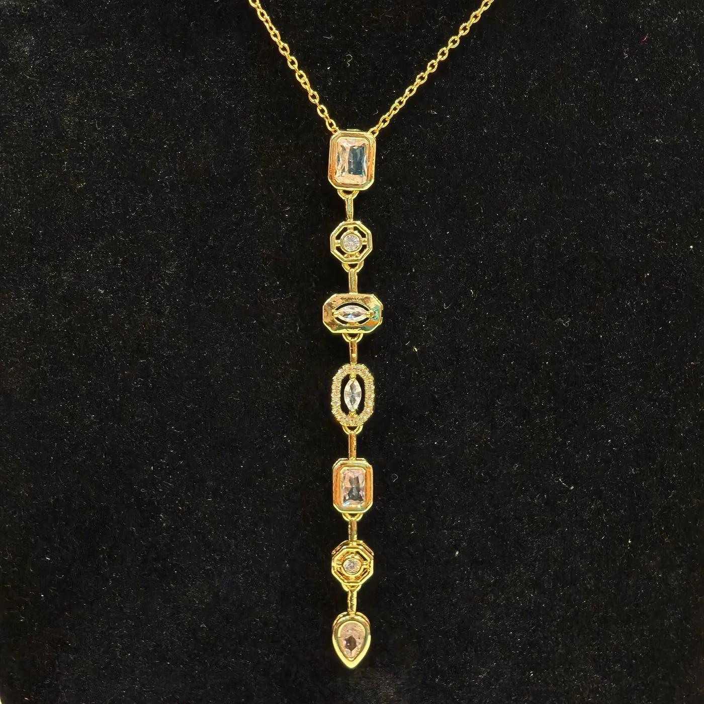 Drop Necklace 1