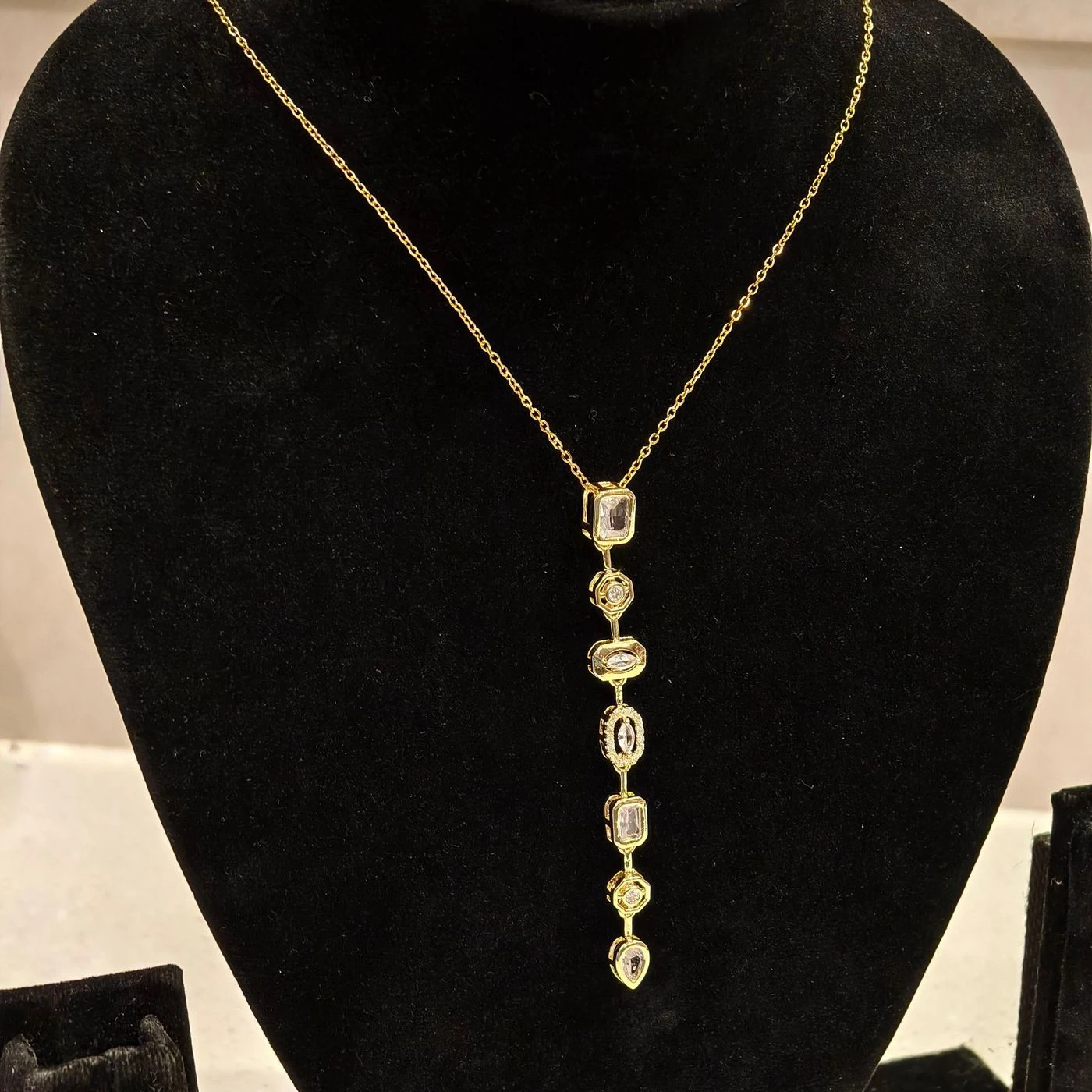 Drop Necklace 3