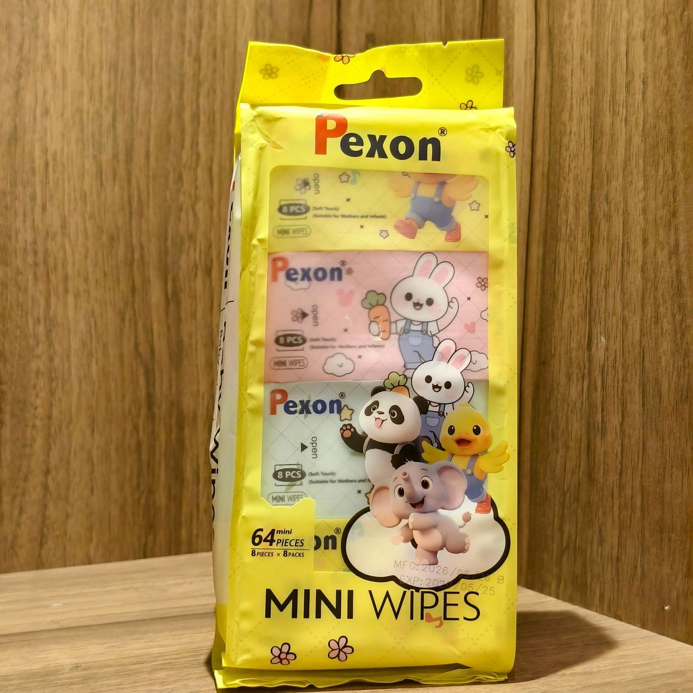 Cute Mini Wet Wipes (pack of 8) 1