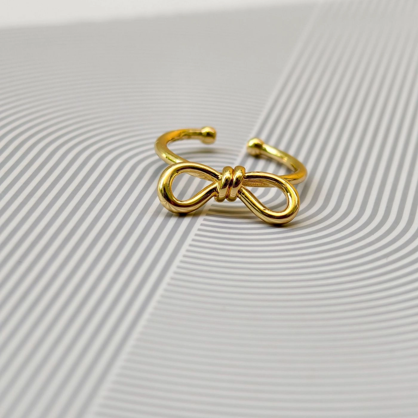 Knot Ring 1