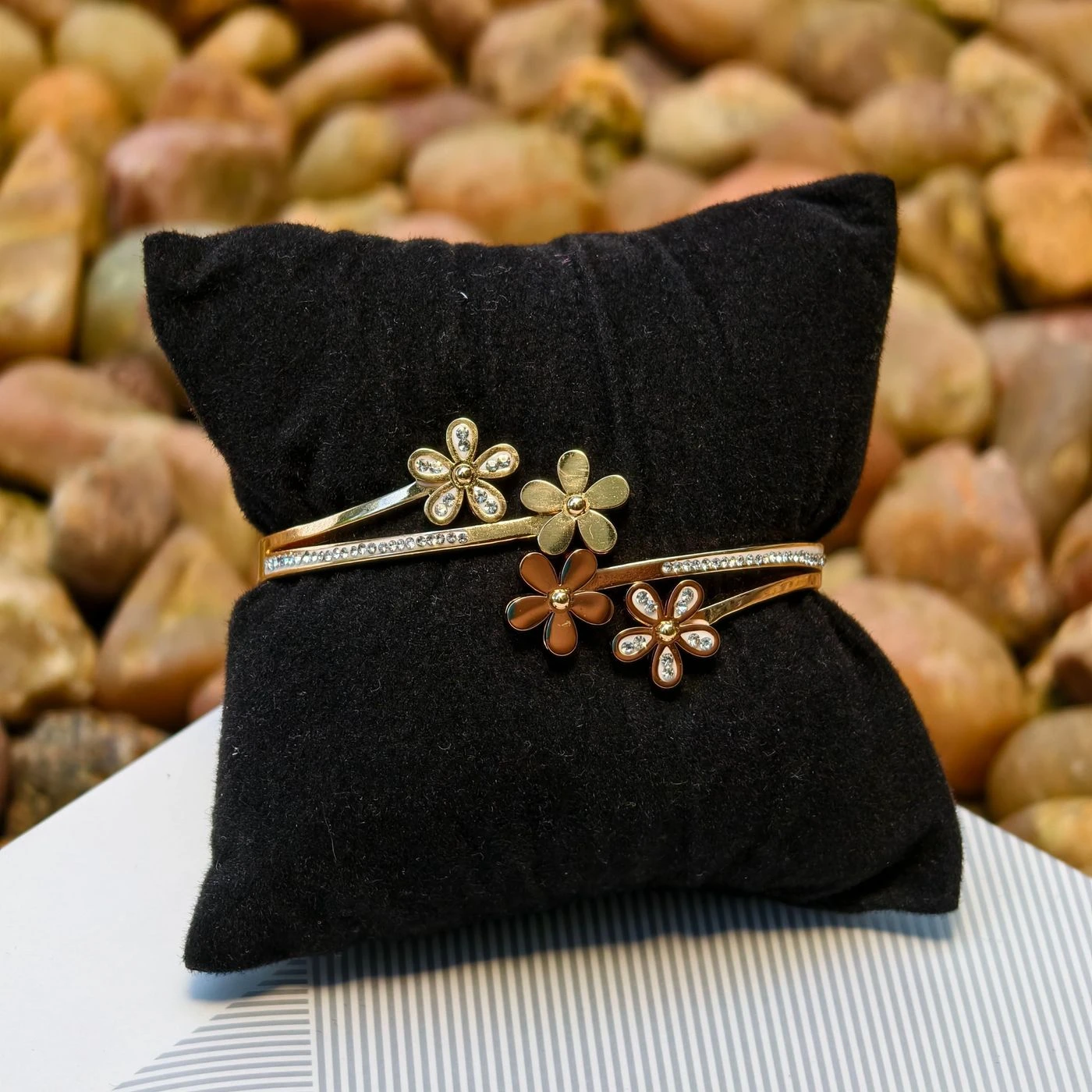Diamond Daisy Bracelet (small) 3