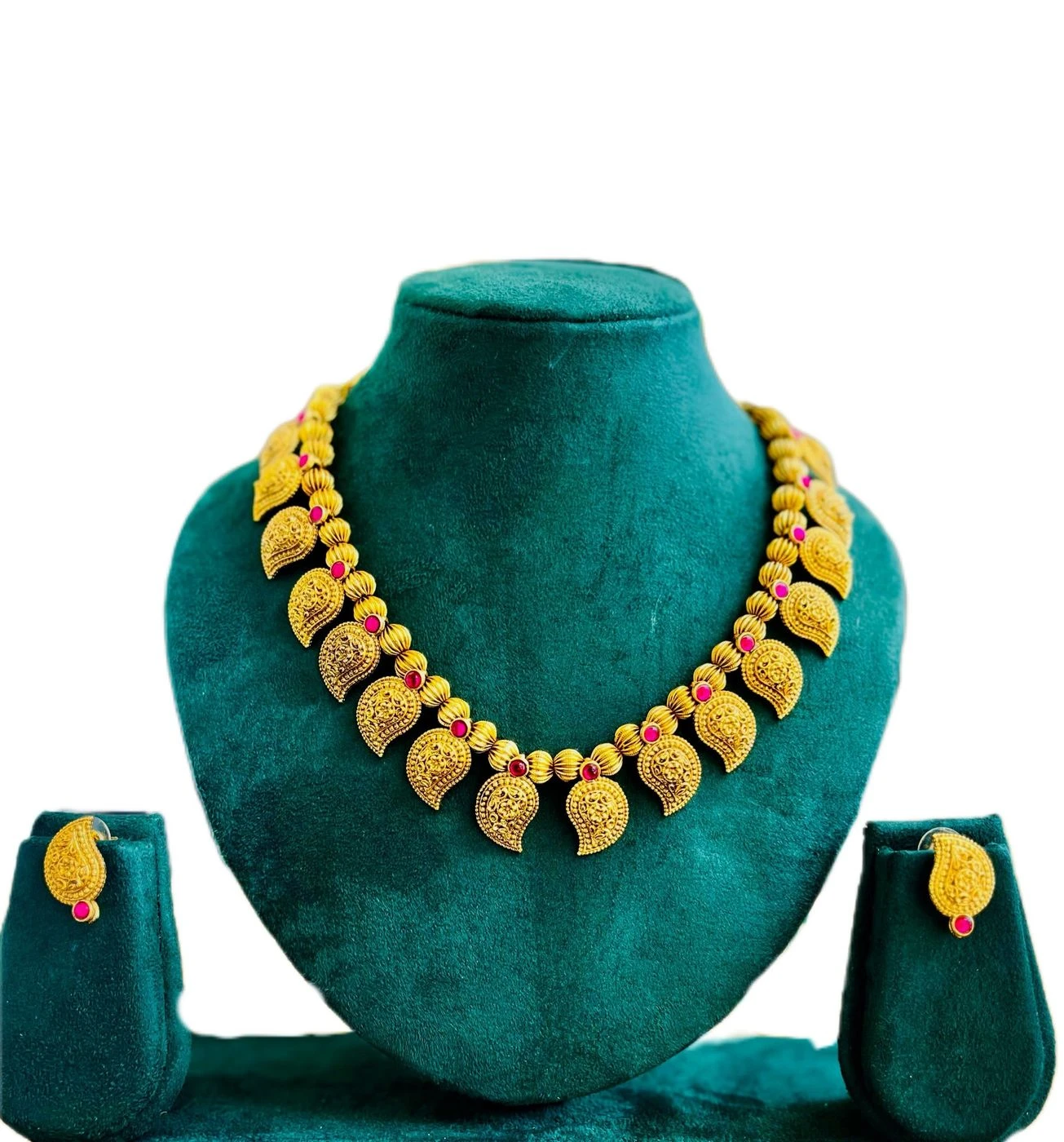 Mango choker 1
