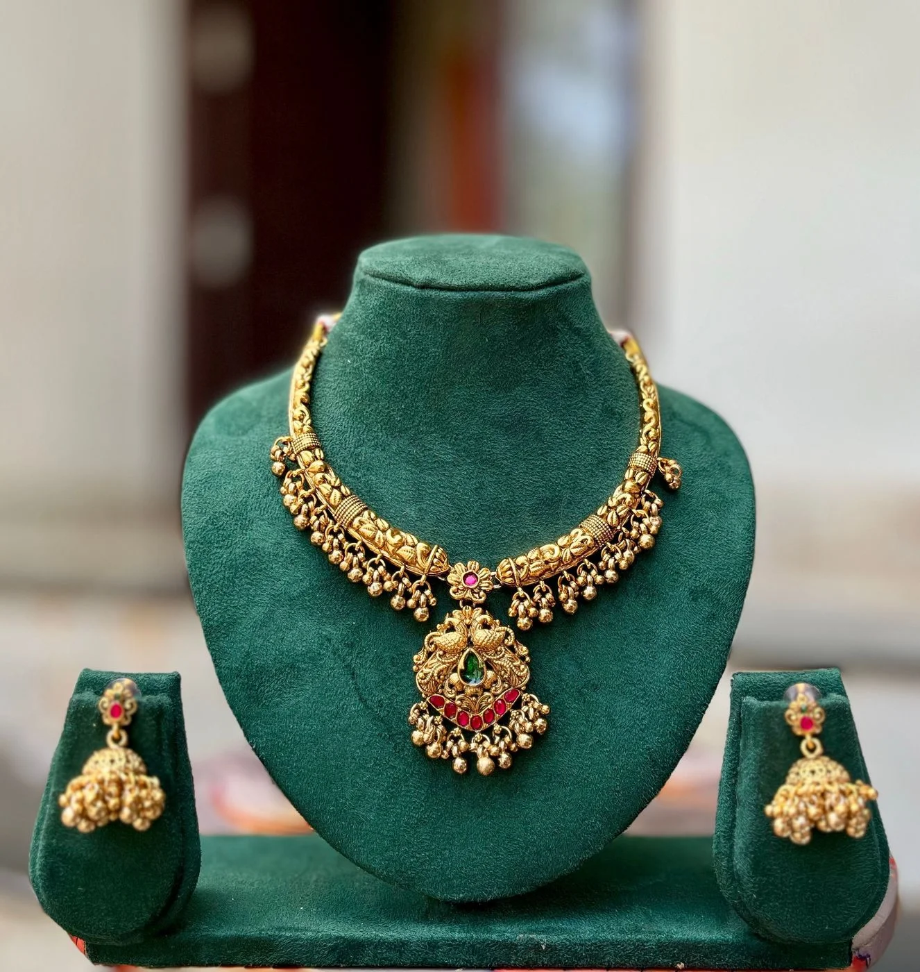 Malini Chokerset 1