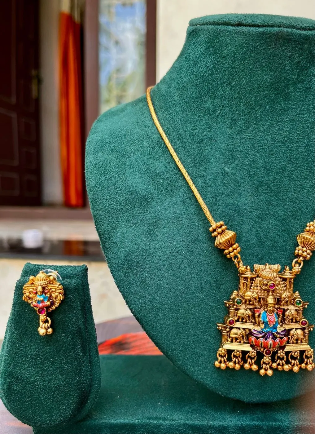 Meenakari ShortHaram 5