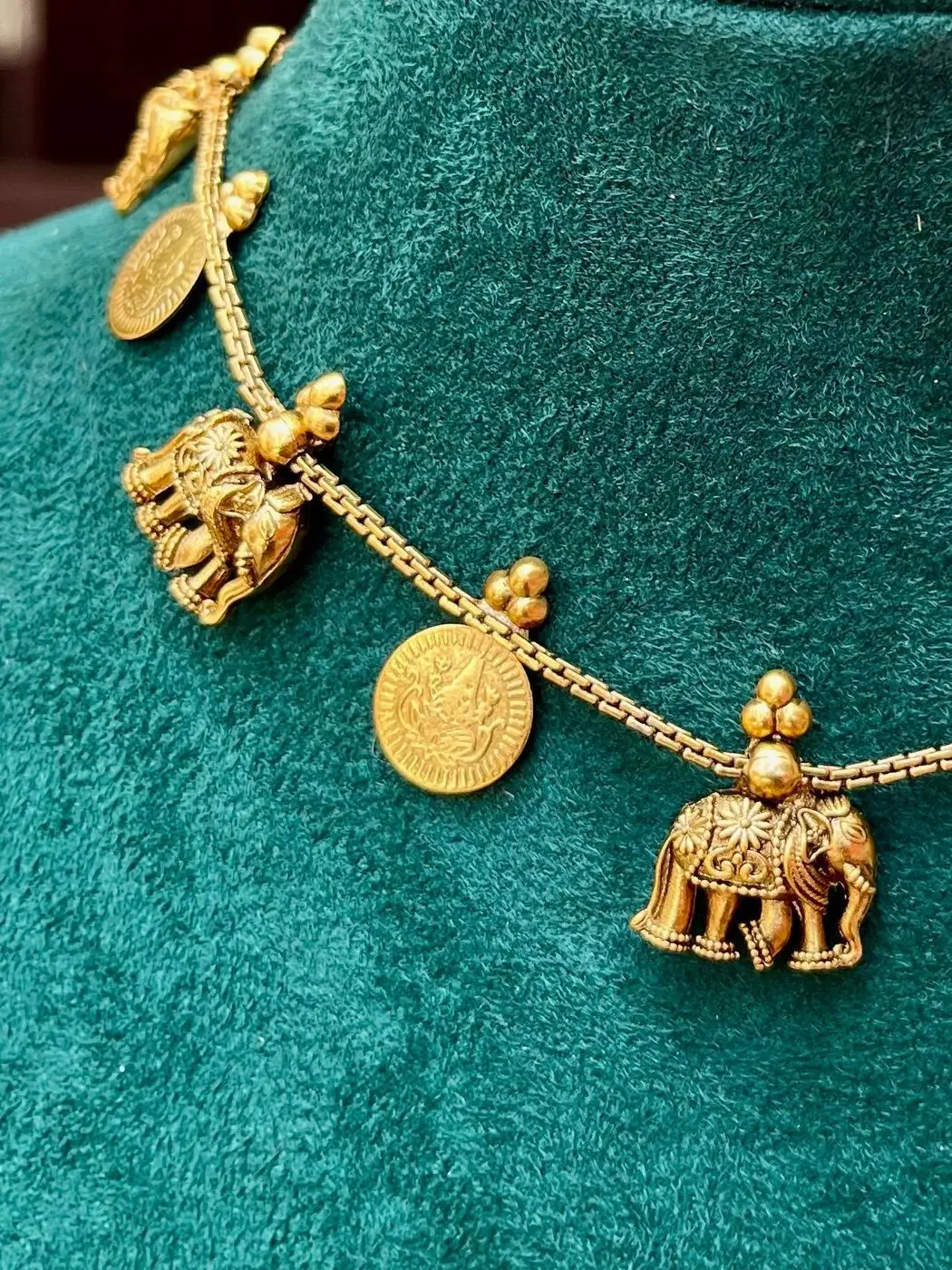 Hathi Chokerset 5