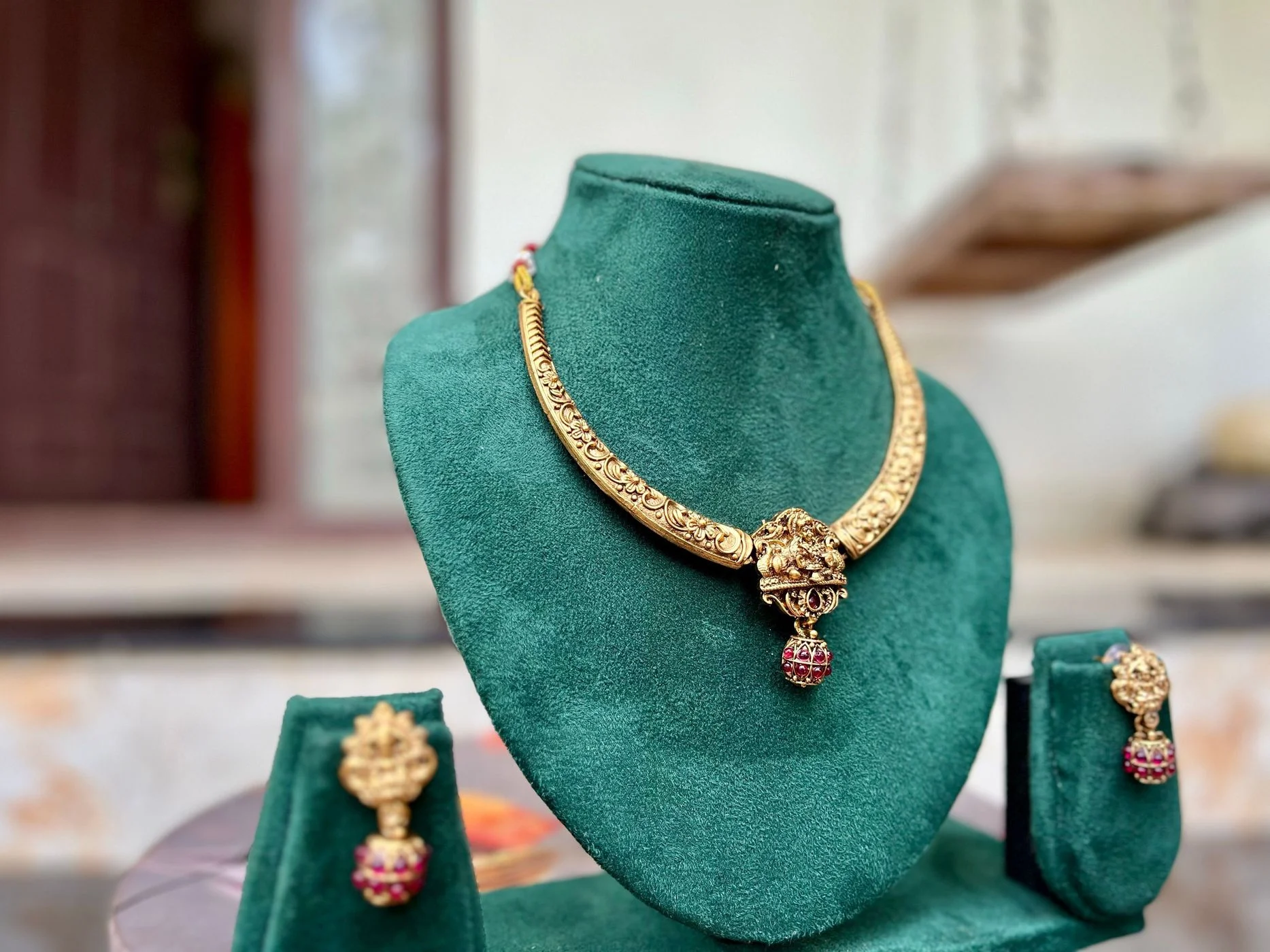 Hasli Antique Chokerset 5