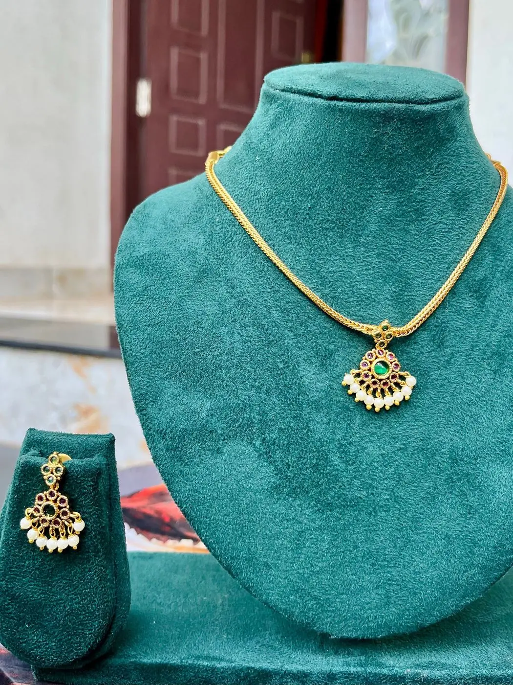 Kalyani choker 1