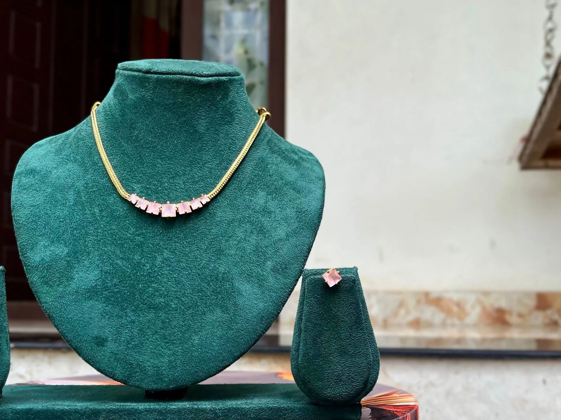 Pink stone choker 6