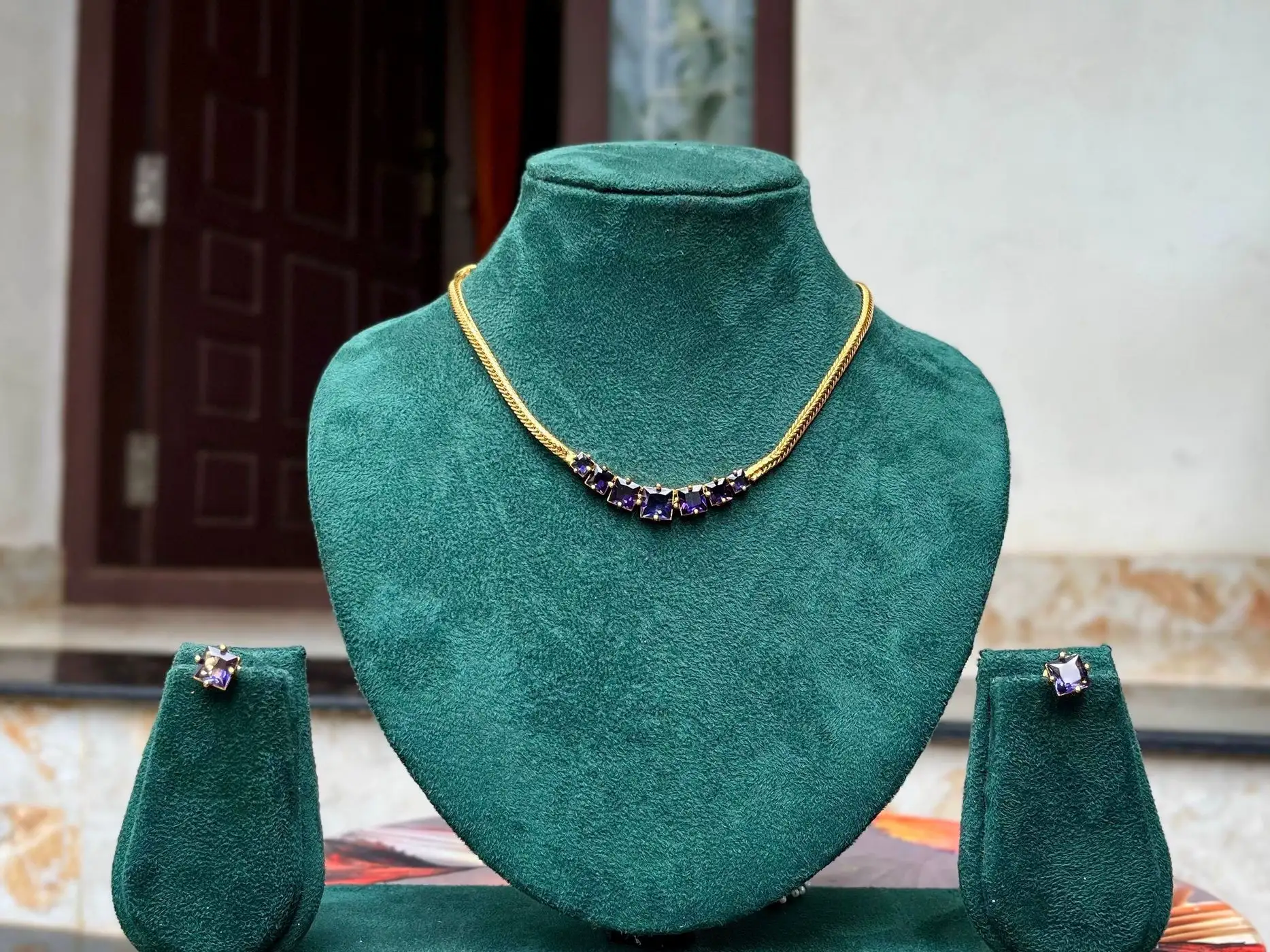 Violet stone chocker 6