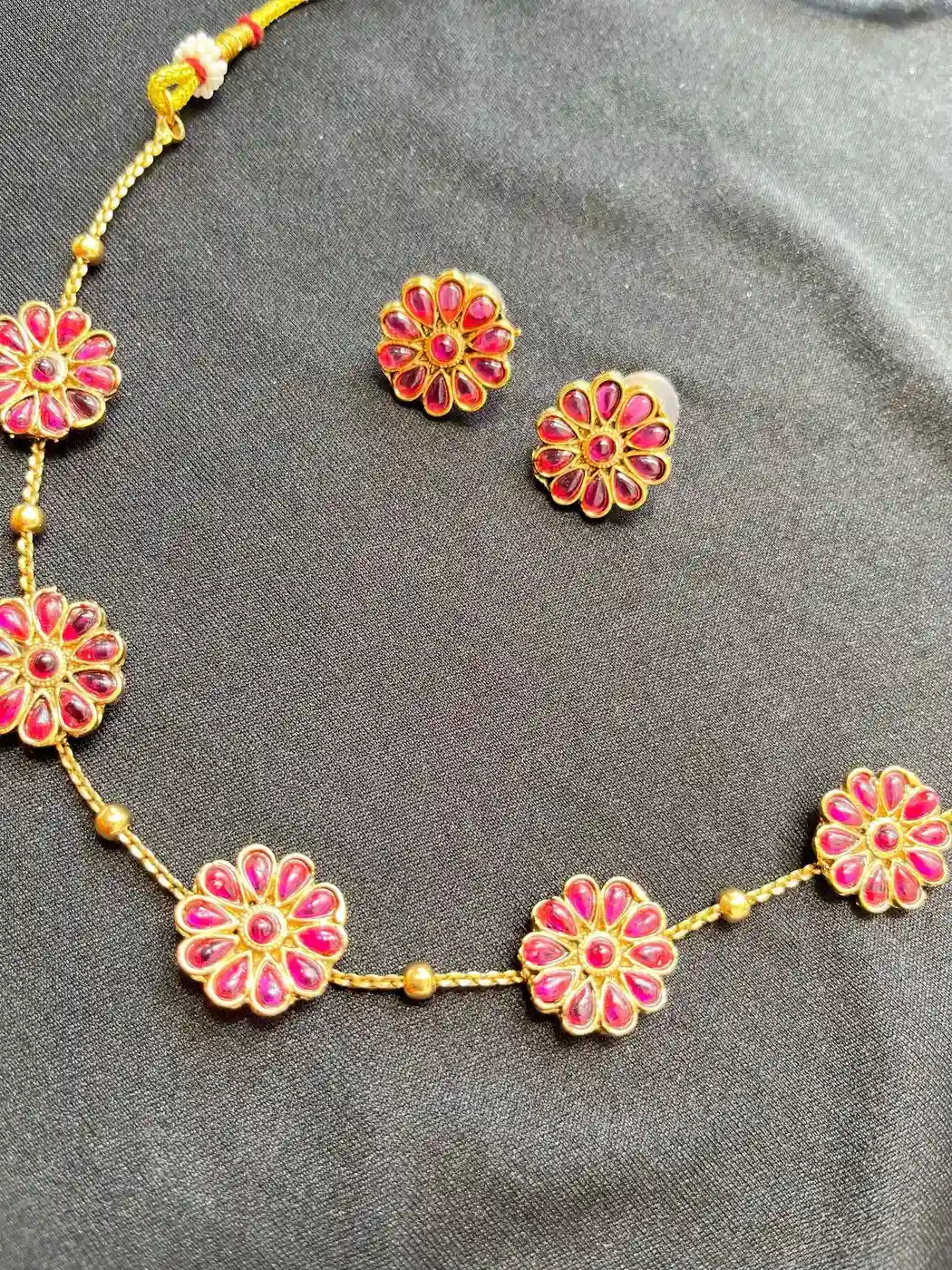 Pink flowers choker 6