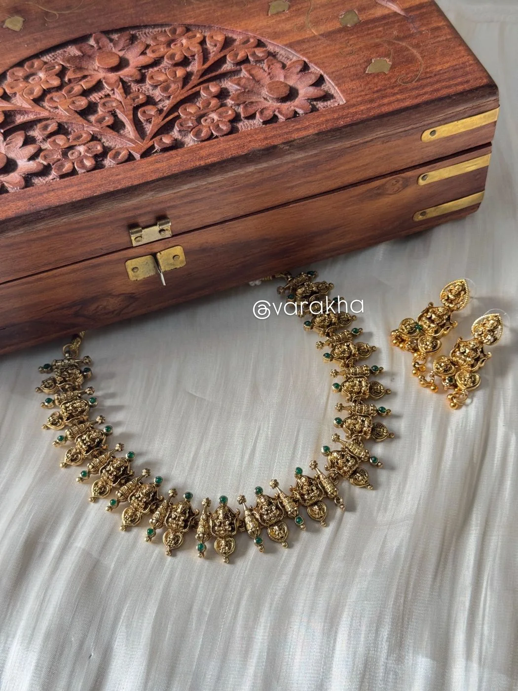 Kowmiya Necklace