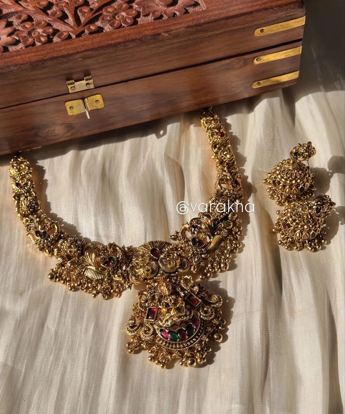 Rashmika Necklace