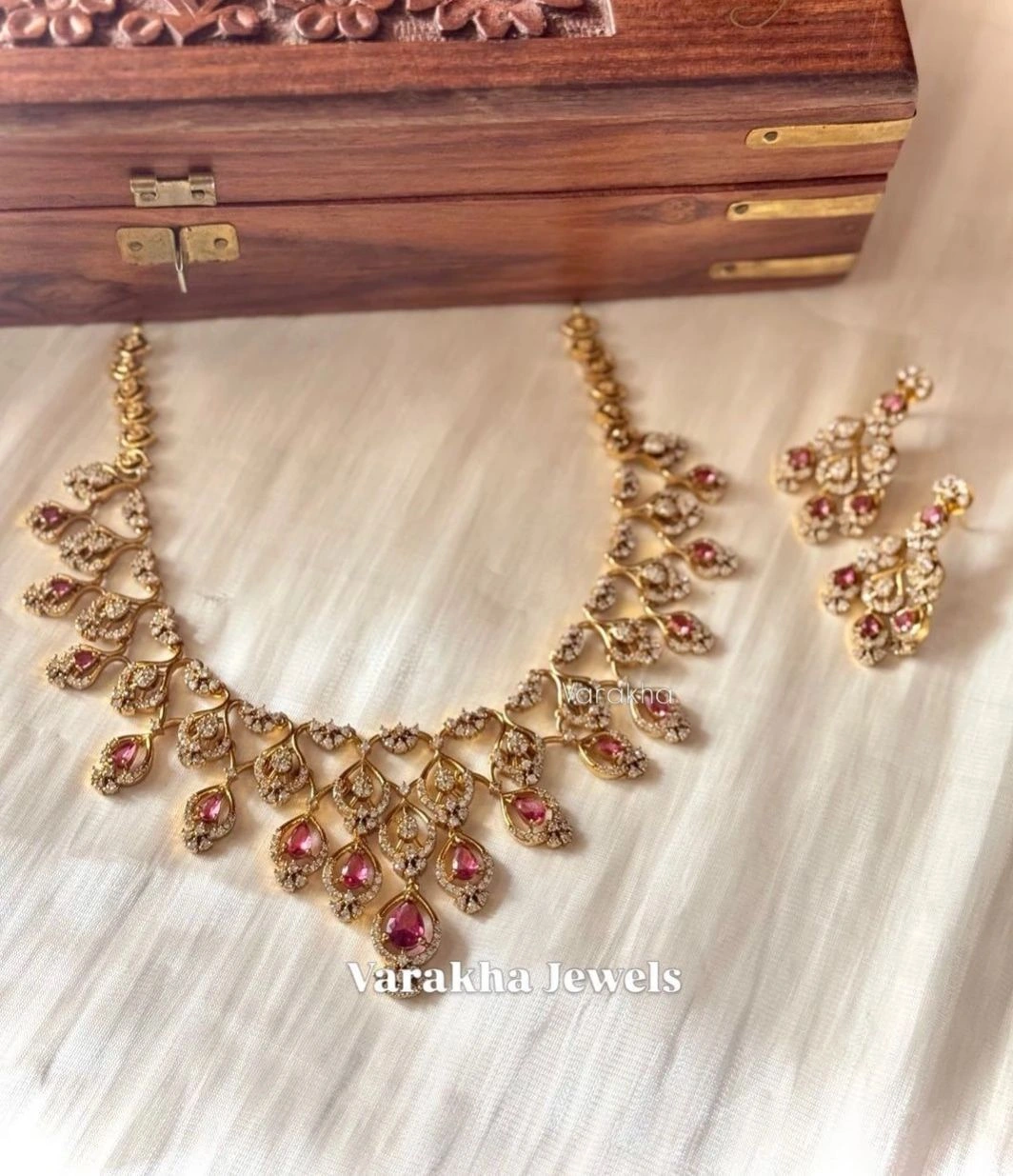 AD Necklace