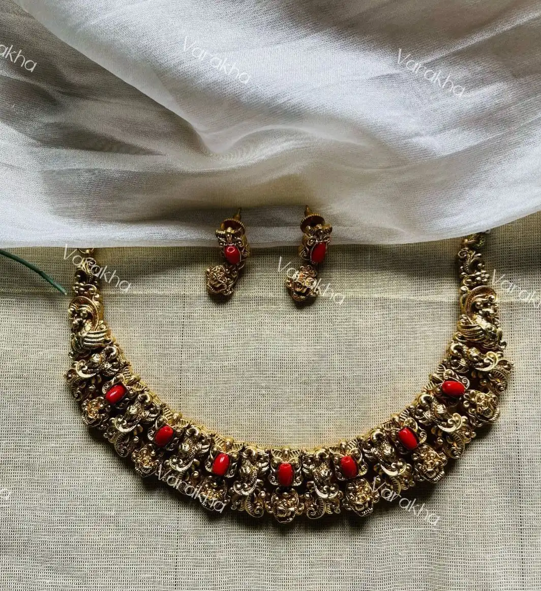 Athulya Necklace