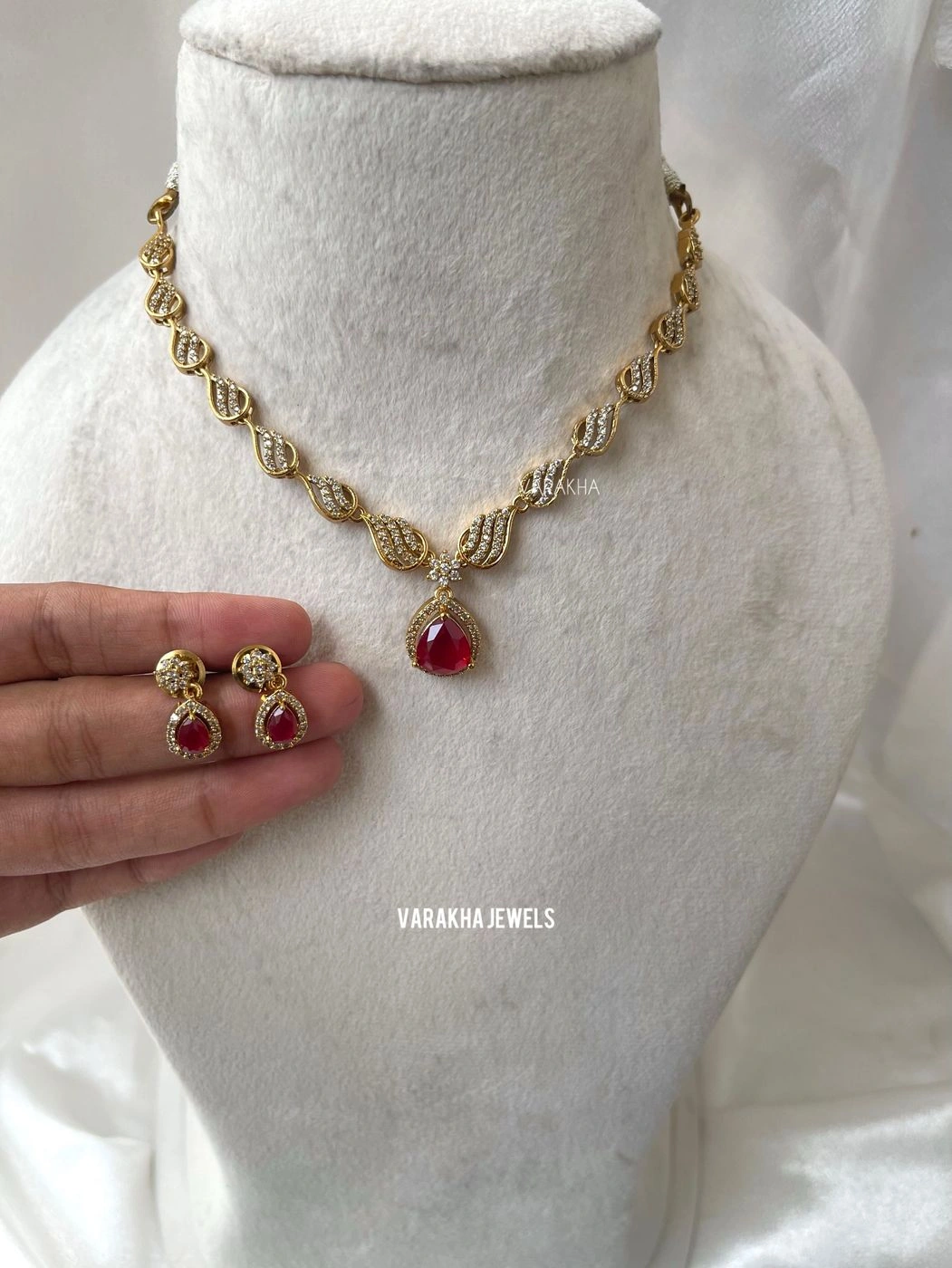 Kriya AD Necklace