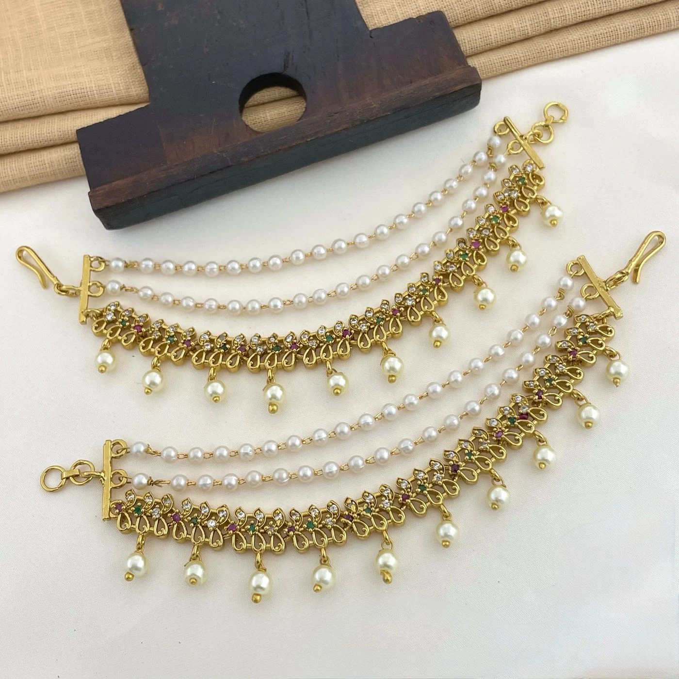 Czoy Earchain