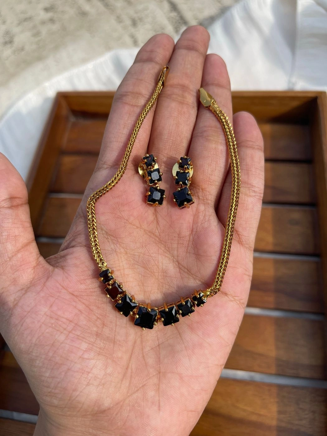 Diamond like Necklace 2