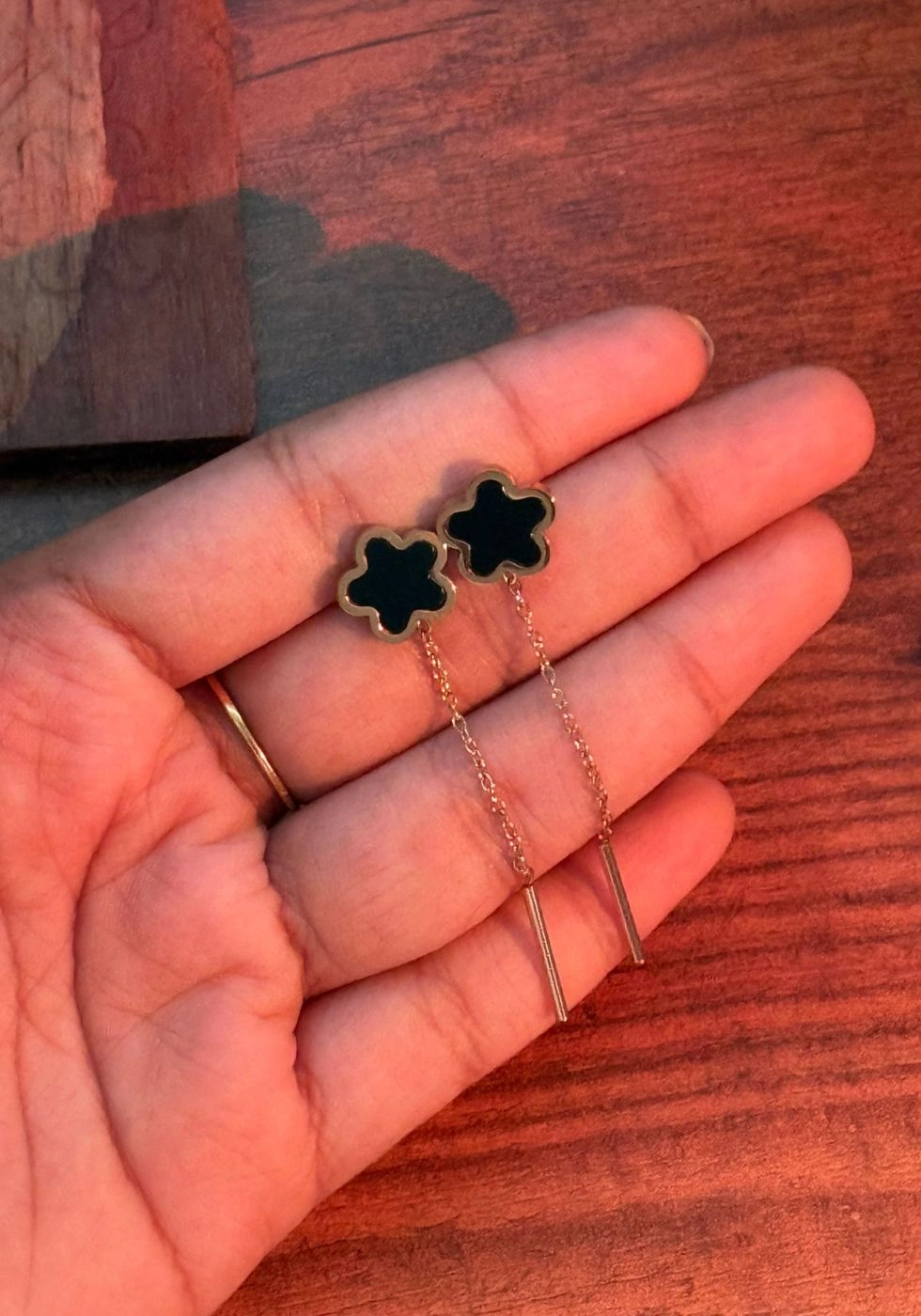 Noir blossom antitarnish earrings 2