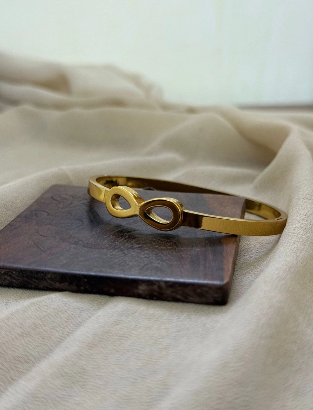 Infinity bangle 1