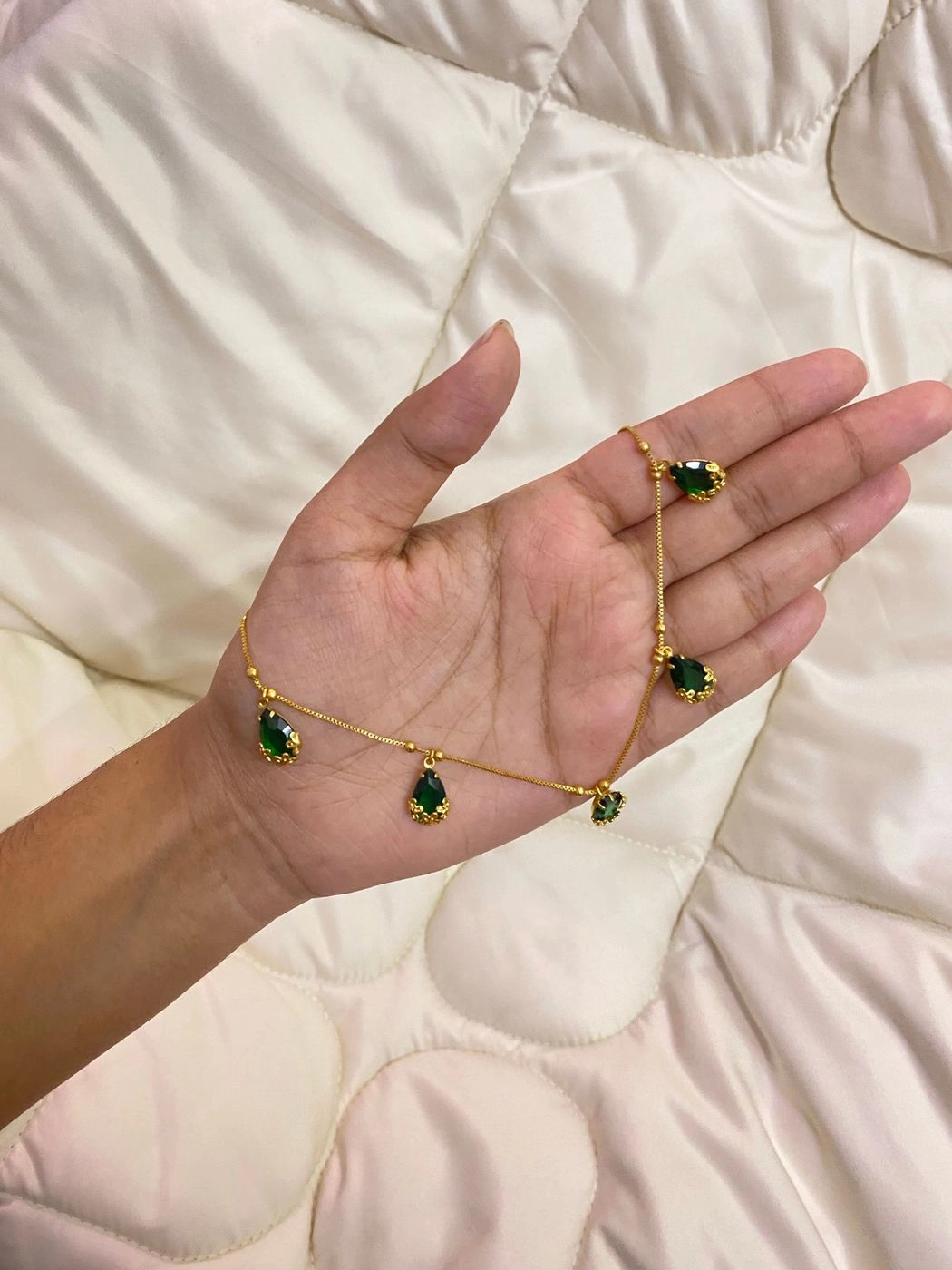Bottle green drop neck chain 2