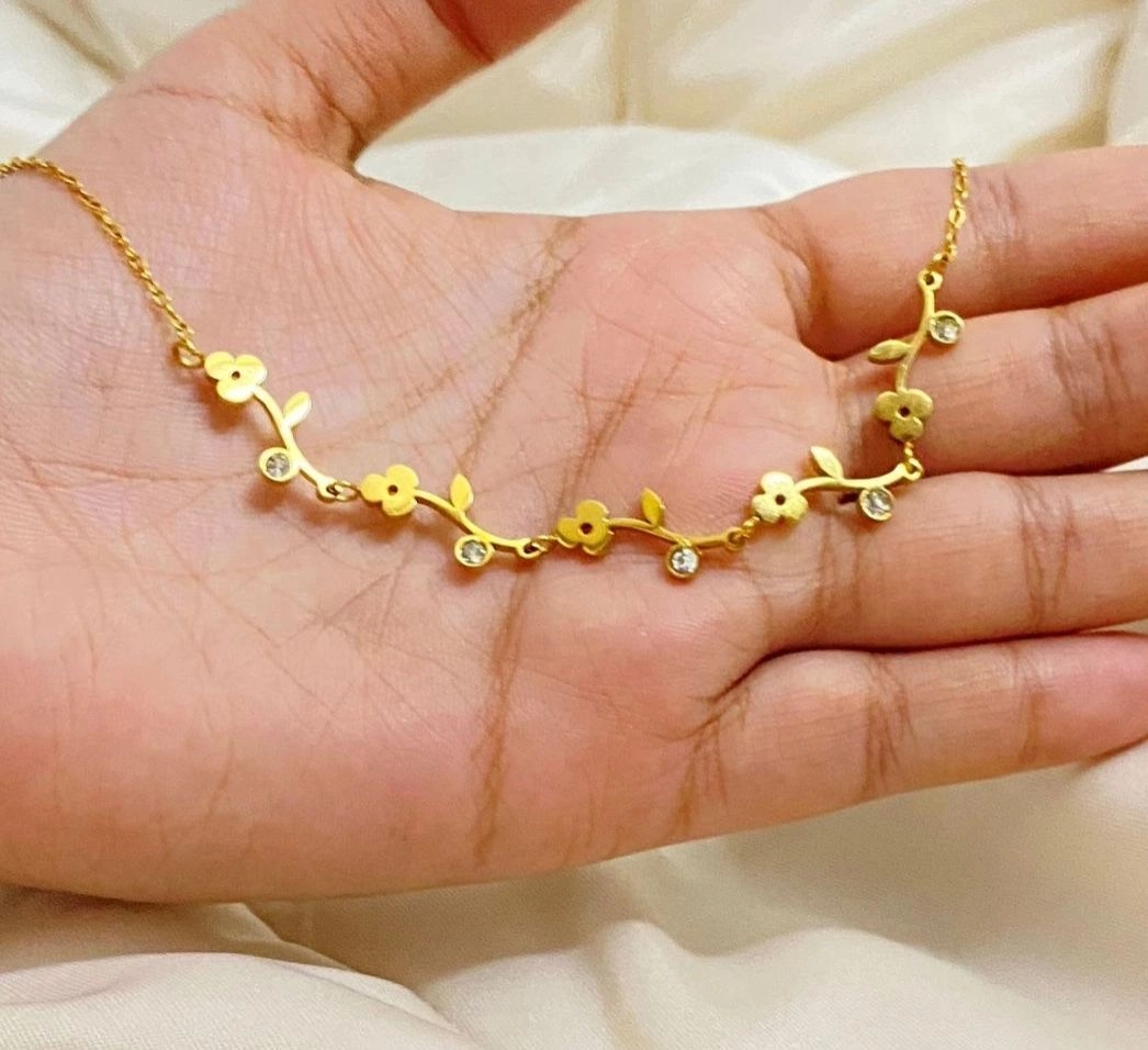 Floral neck chain 2