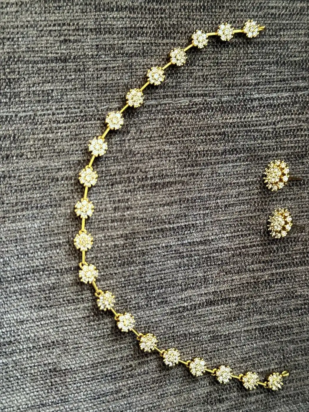 AD stone premium floral necklace  with earrings 3