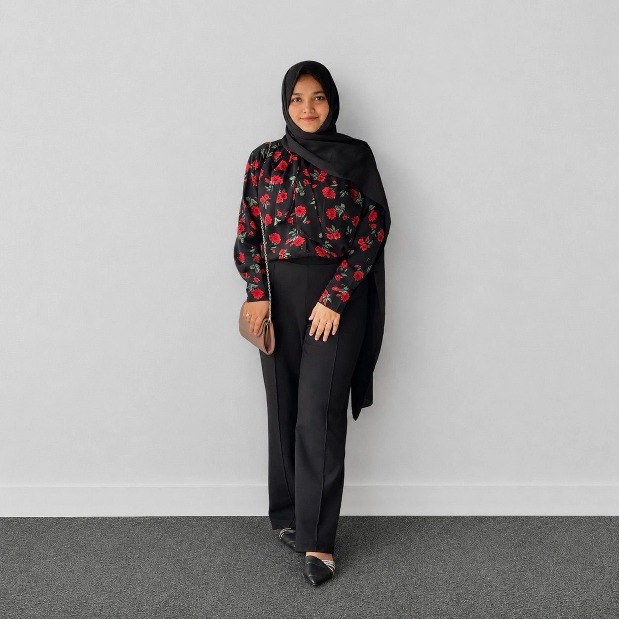 Noir Bloom Top 🌹