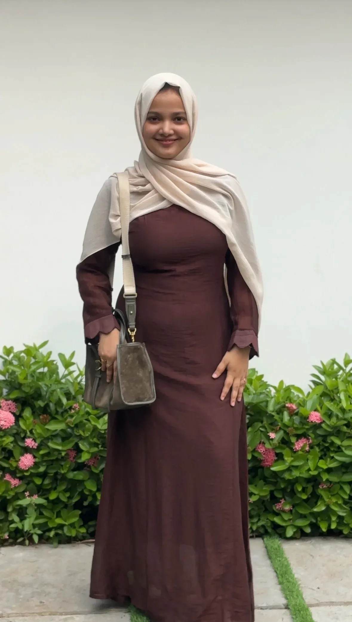 Espresso gown