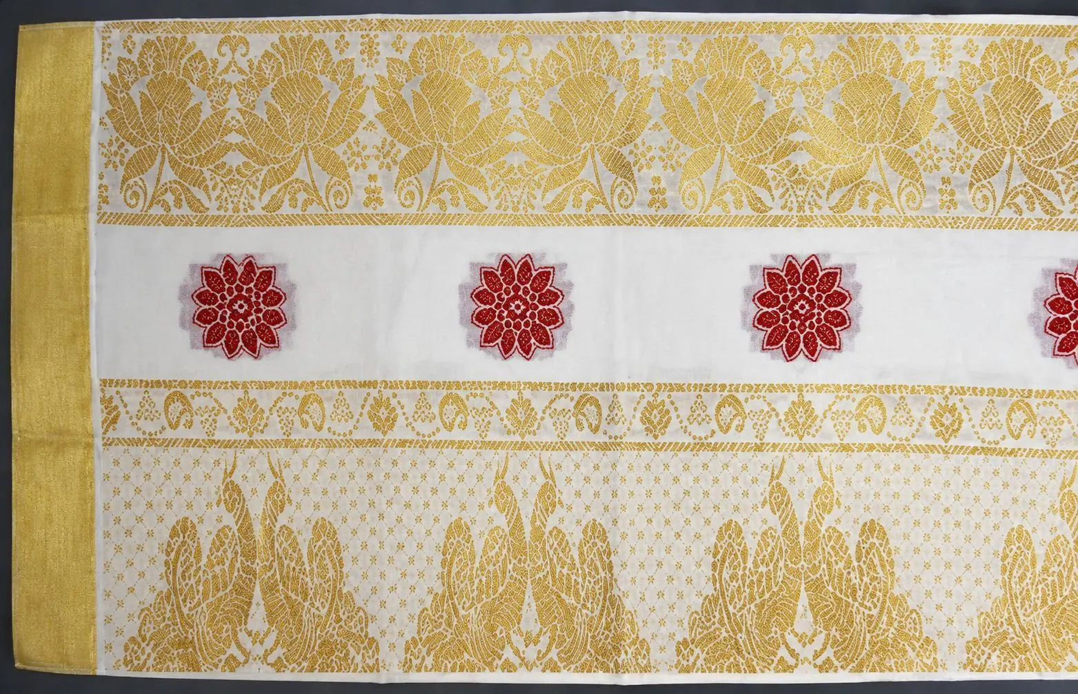 Keeala saree peacock design