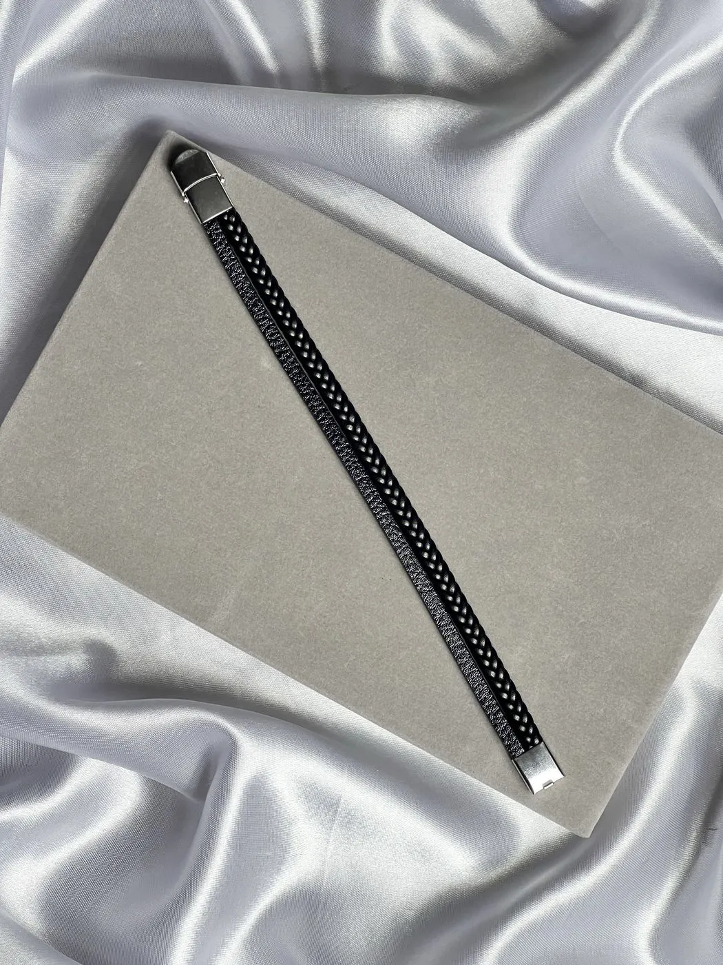 Leather band 1