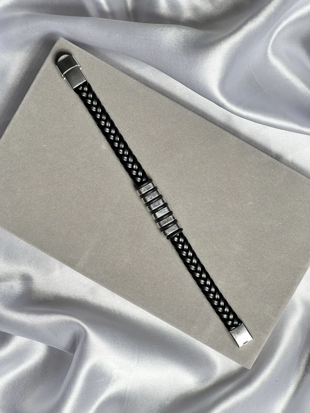 Leather band 1
