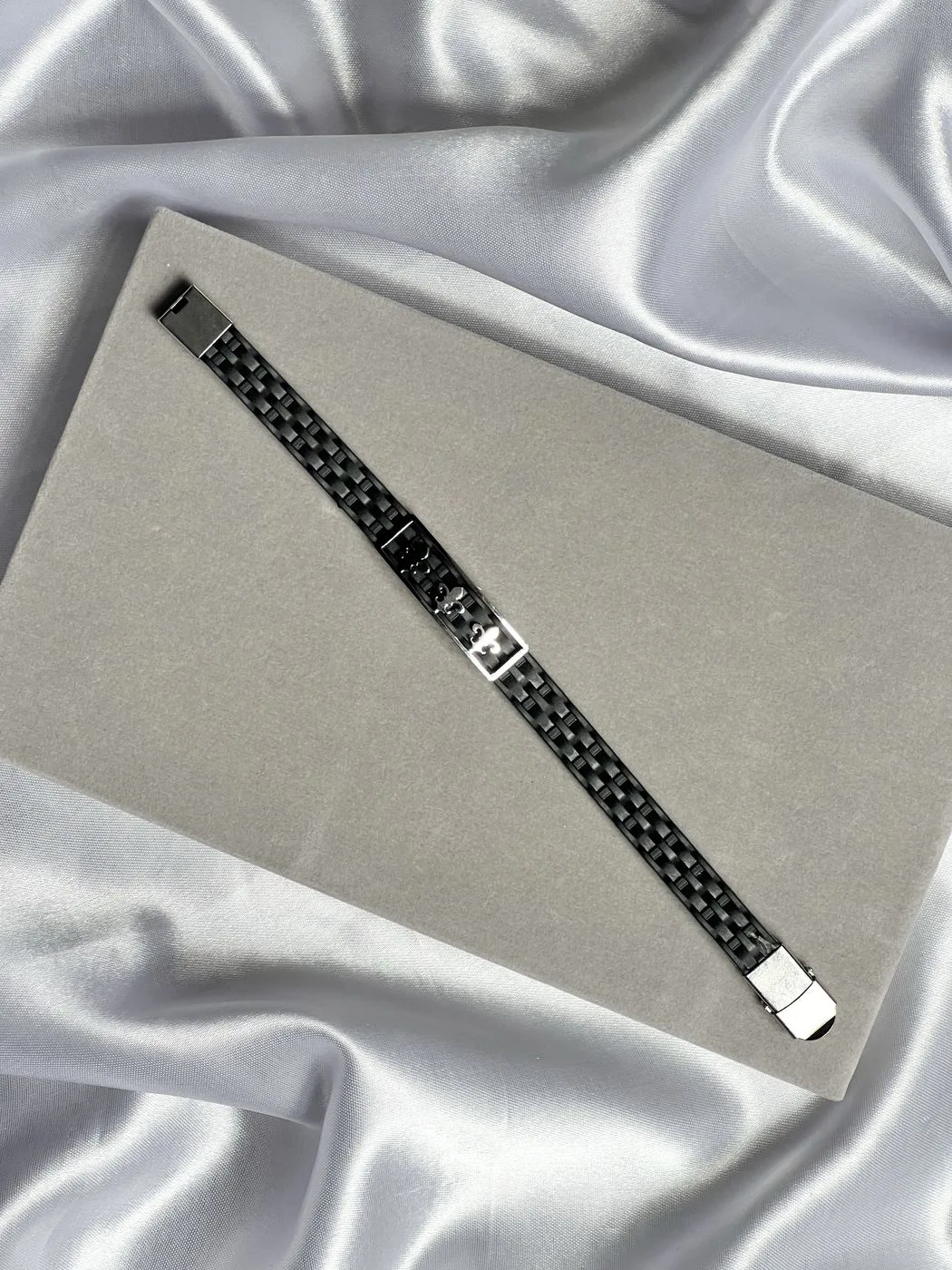 Leather band 1