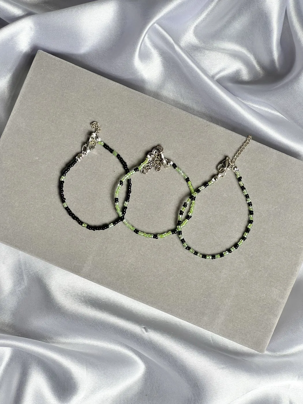 Small beads bracelet 3 piece 1