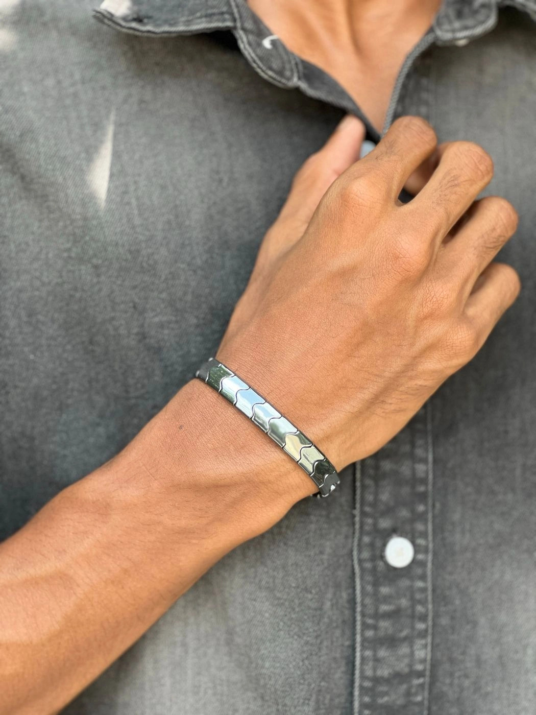 Bracelet